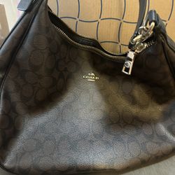 Coach Bags 4 Different Colors, 50$ each Bag Or All For 170$