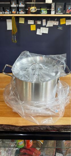 Medium heavy duty aluminum pot