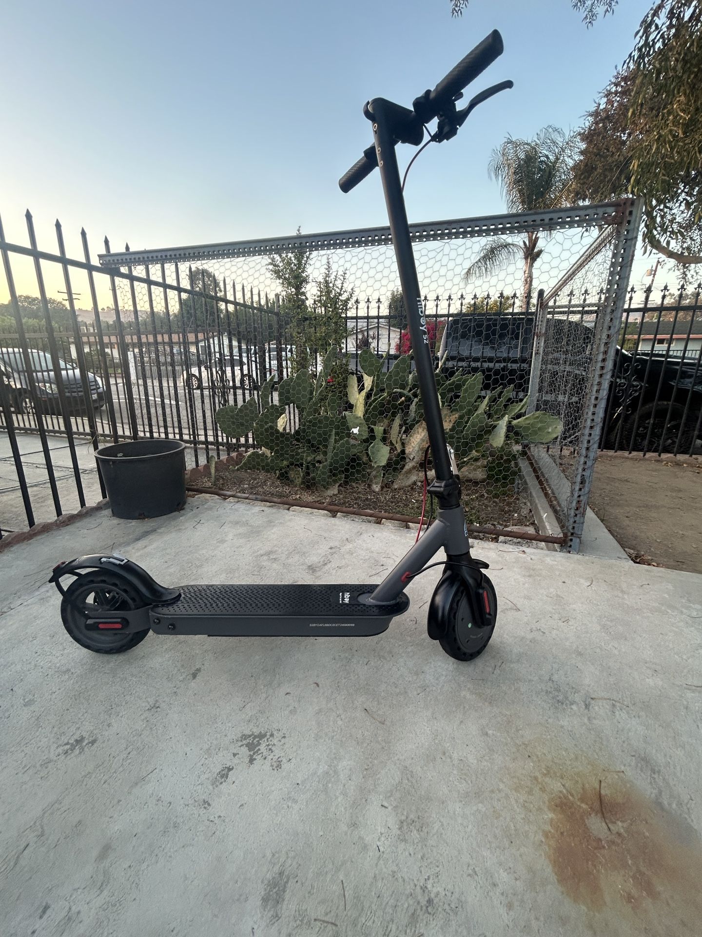Hiboy S2 In Great Condition Color:black And Grey