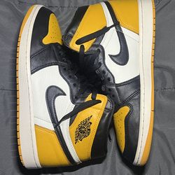Air Jordan 1 “Taxi” Size 10.5