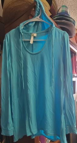Hoodie top