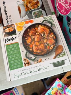 New! 2 qt. Cast iron braiser pan