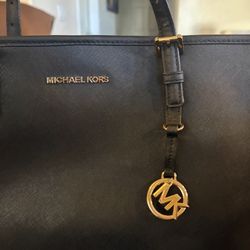 Black Michael Kors purse large