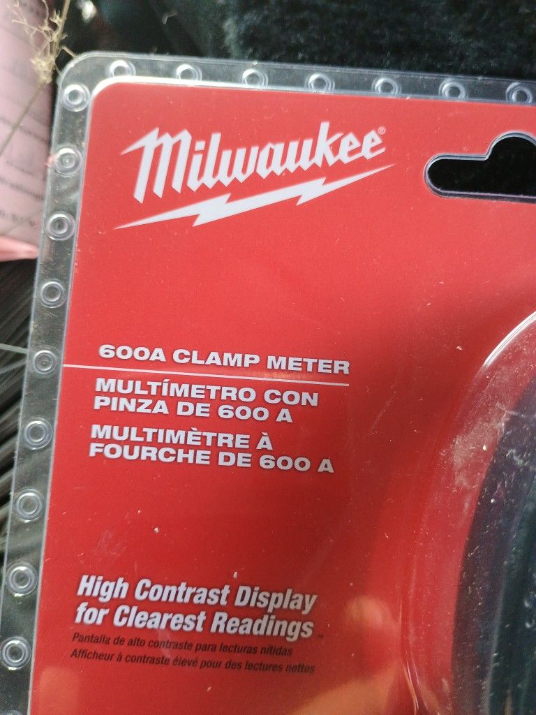 Milwaukee 600 Clamp Meter