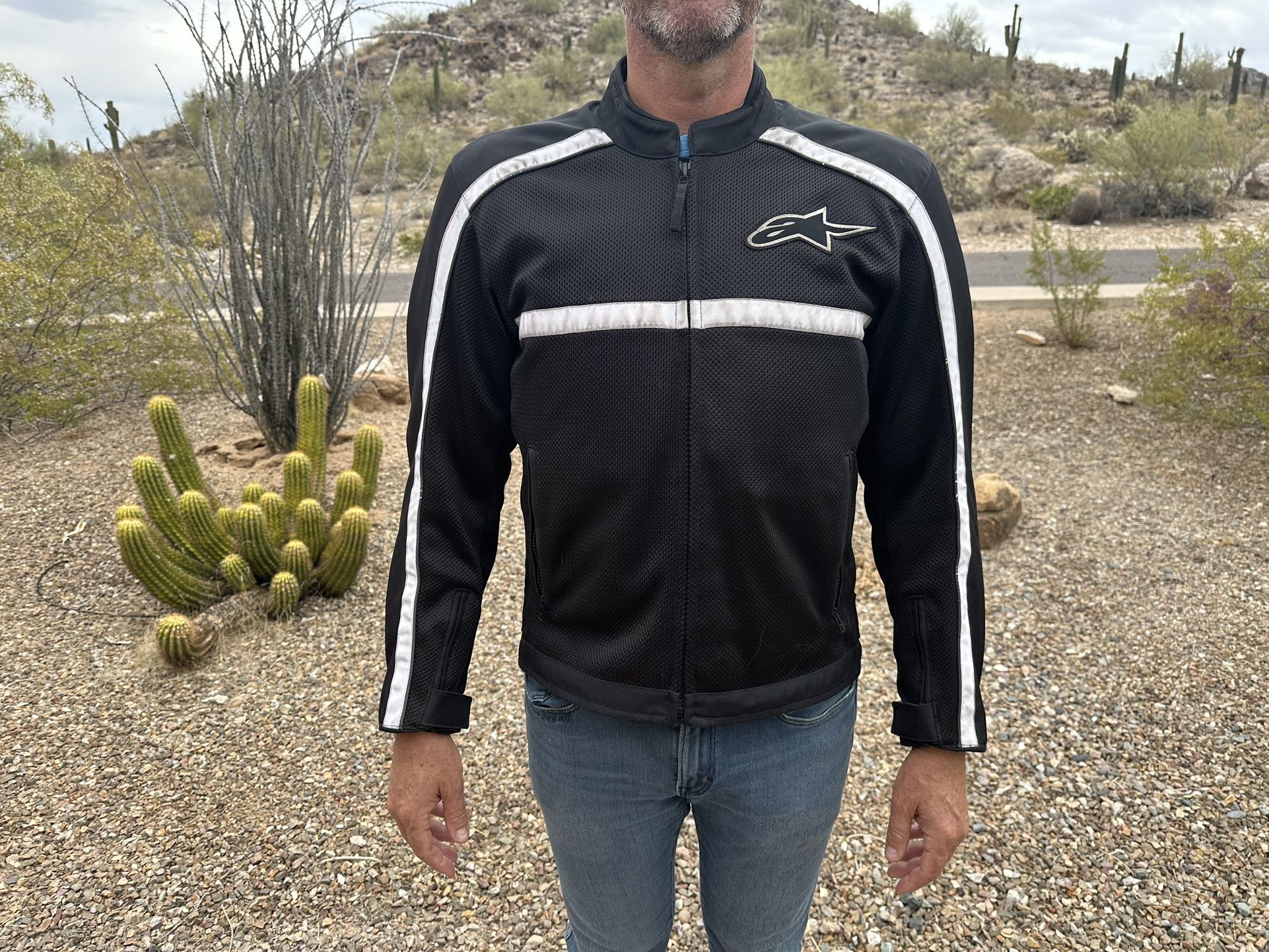 Alpinestars Mens Mesh Motorcycle Jacket with Armor and Detachable Line