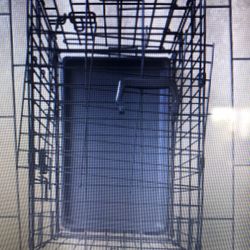 DOG  CRATE  NEW