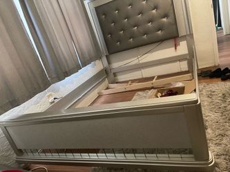 Queen size bed frame (ONLY)