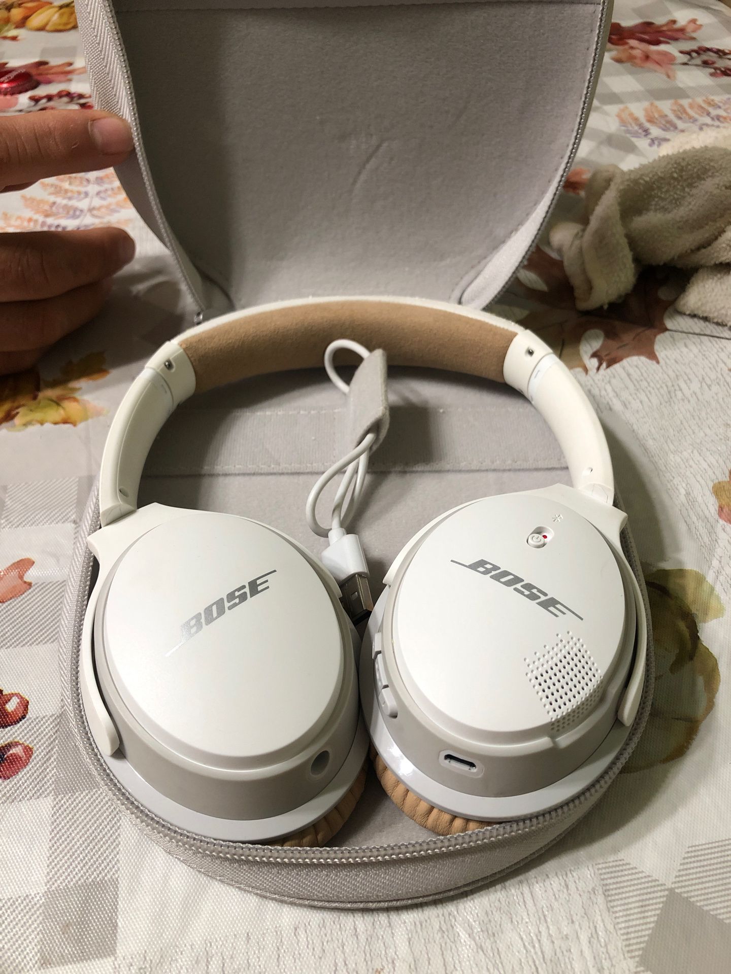 BOSE SOUNDLNK BQ35ii IN GOOD CONDITION AND GREAT SOUND
