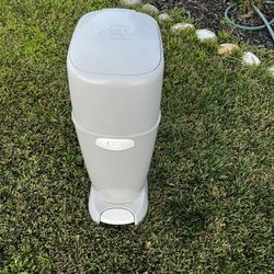 Diaper Genie 