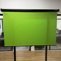 EMART WALL MOUNTED GREEN SCREEN
