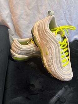 Nike women’s shoe