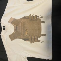 Hypedept shirt size medium fits blocky and a small