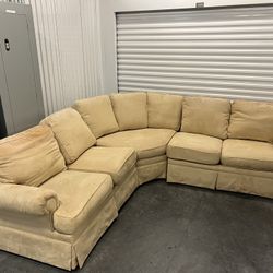 Sectional Couch 