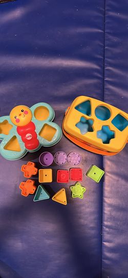 2 Shape Sorting Toys 