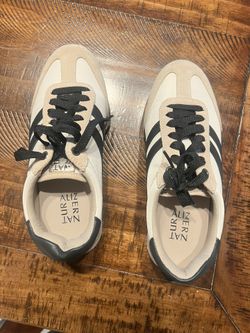 Naturalizer Lorena Sneakers – Taupe & White, Women’s 7.5