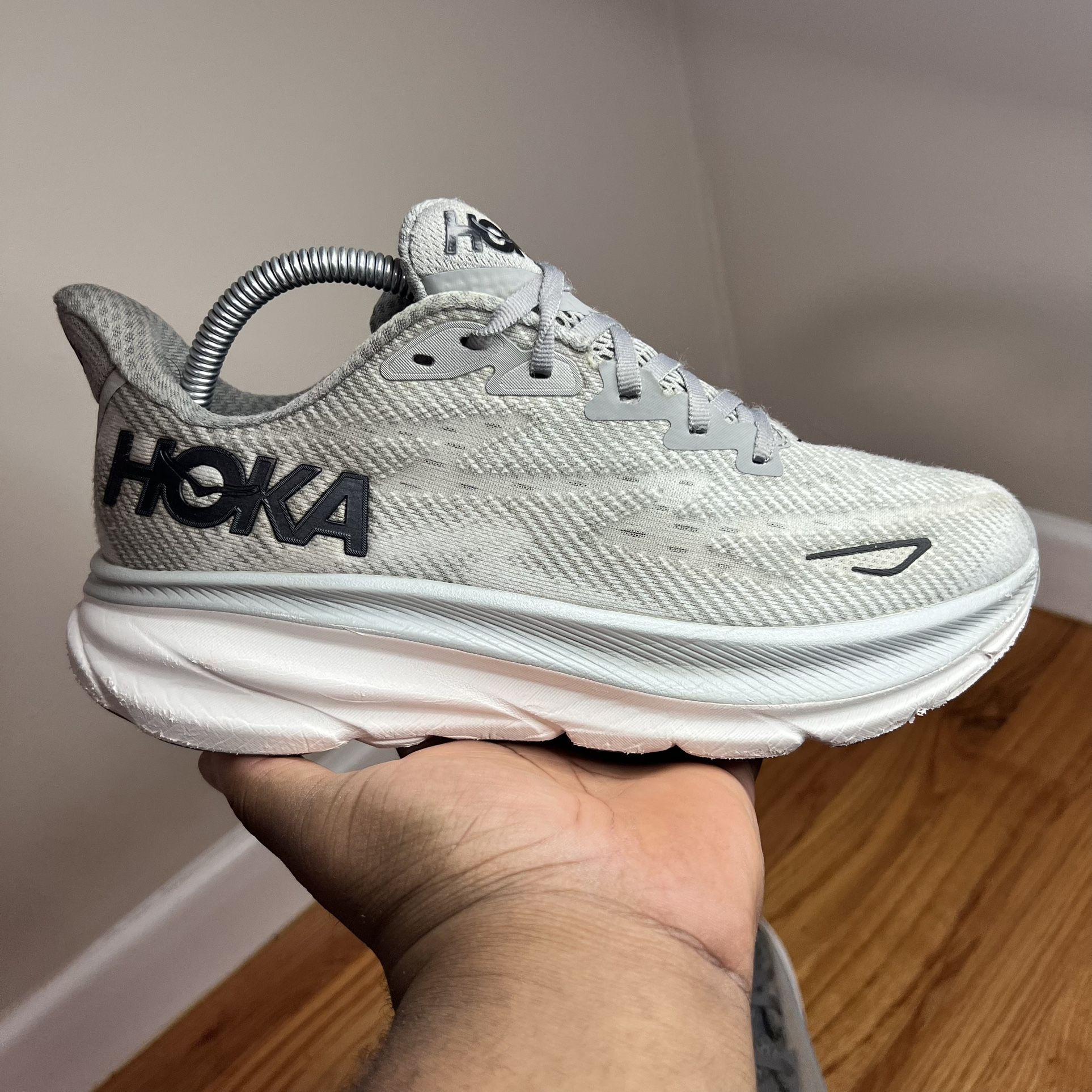 Hoka One One Clifton 9 “Harbor Mist Gray” Size 7.5M/9W