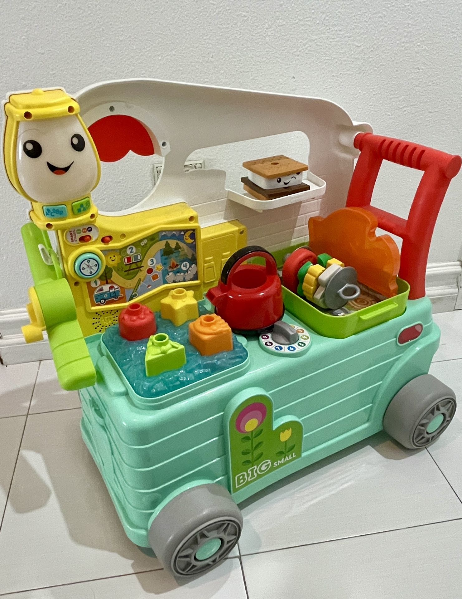 Fisher-Price Laugh & Learn 3-in-1 On-the-Go Camper