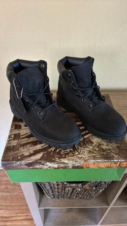 Timberland Black Nubuck Lace-Up Boots