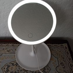 Screen Switch L-ED Backlit Makeup Mirror Natural White Light Detachable Base Desk Makeup Mirror