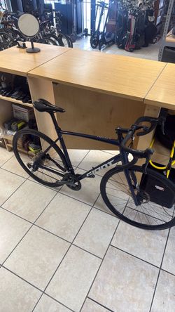 Giant Road Bike contend sl