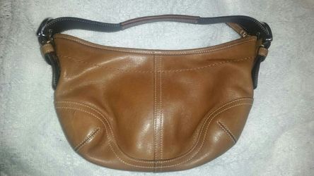 Medium Tan Coach Hobo Bag