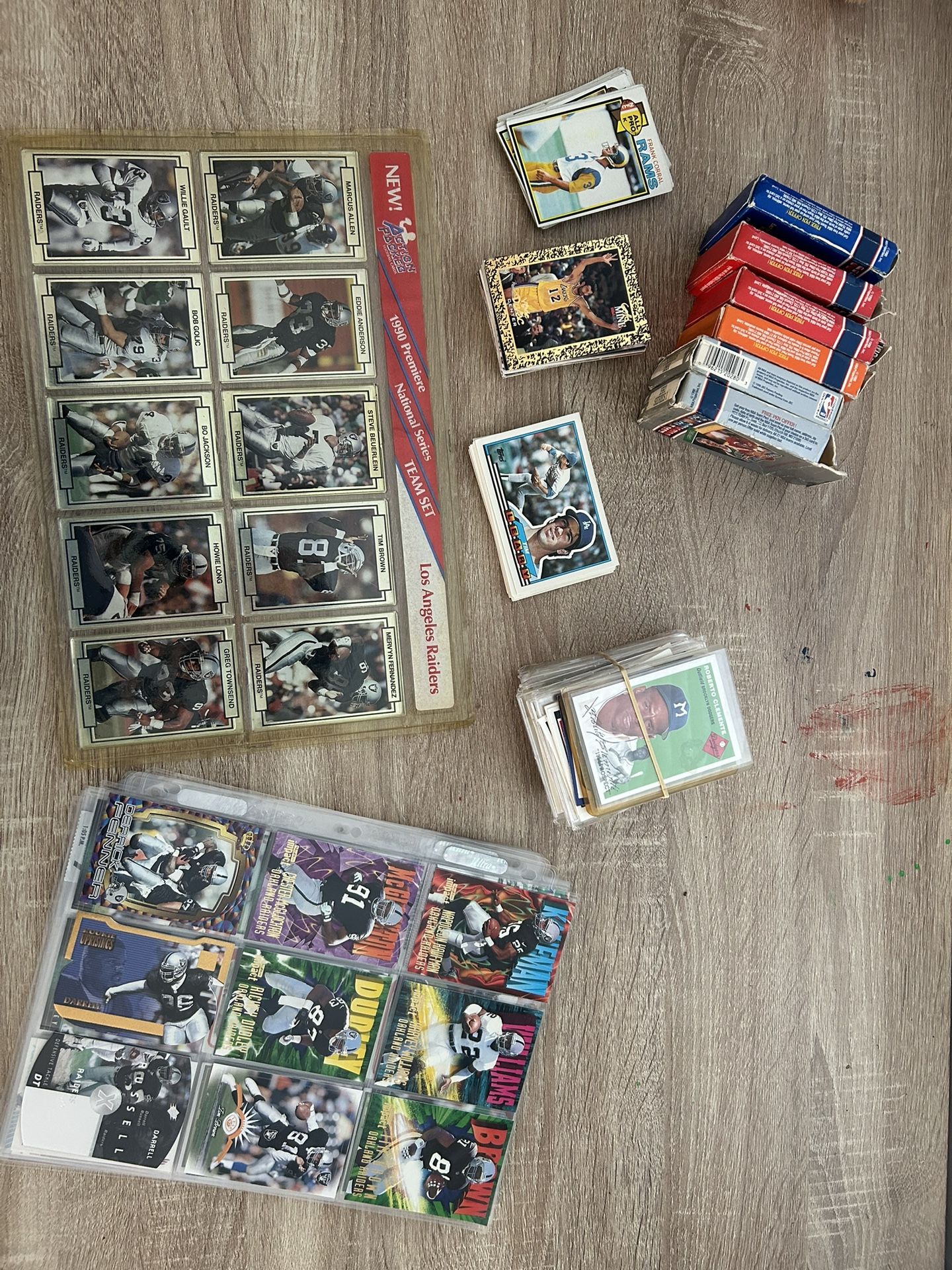 Sports Cards Basketball, Baseball, Football Cards