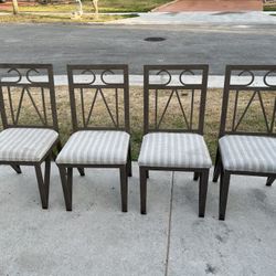 4 metal chairs