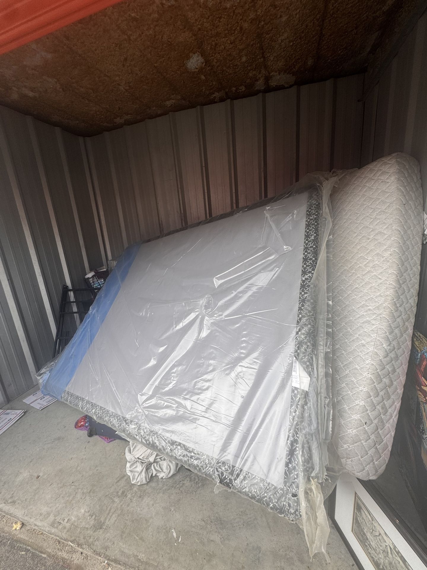 Mattress And Bed Frame