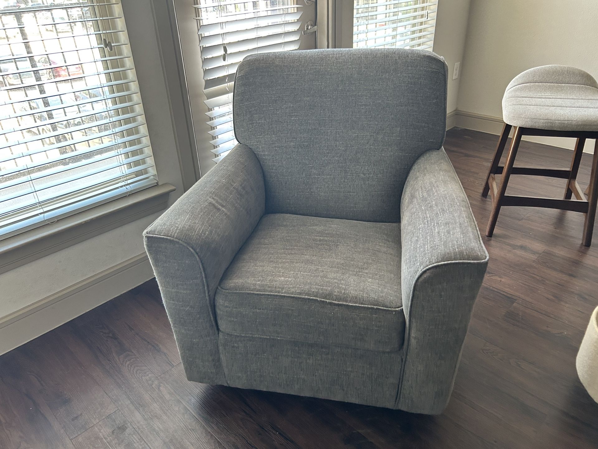 Alcona Swivel Rocker, Excellent Condition