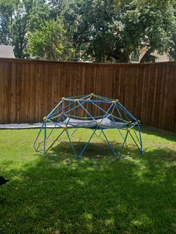 Outdoor Jungle gym