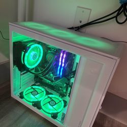 Used Pc / white