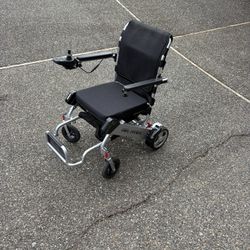 Razar Light Weight Folding Wheel Chair
