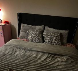Full/queen bed frame need gone asap