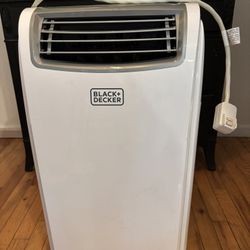 Black & Decker Portable Air Conditioner W Remote