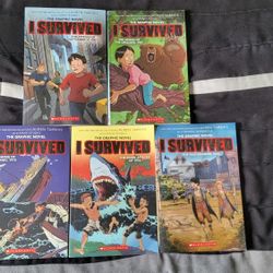 I Survived Graphic Novel Collection – 5 Book Set (Scholastic)