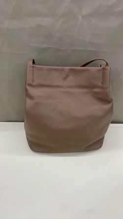 Kattee purse. Item No 612 (Shopgoodwill)