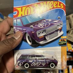 Hot Wheels Datsun Wagon 