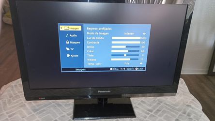Panasonic Viera TC-24X5 LCD TV/Monitor With Stand & Power Cord