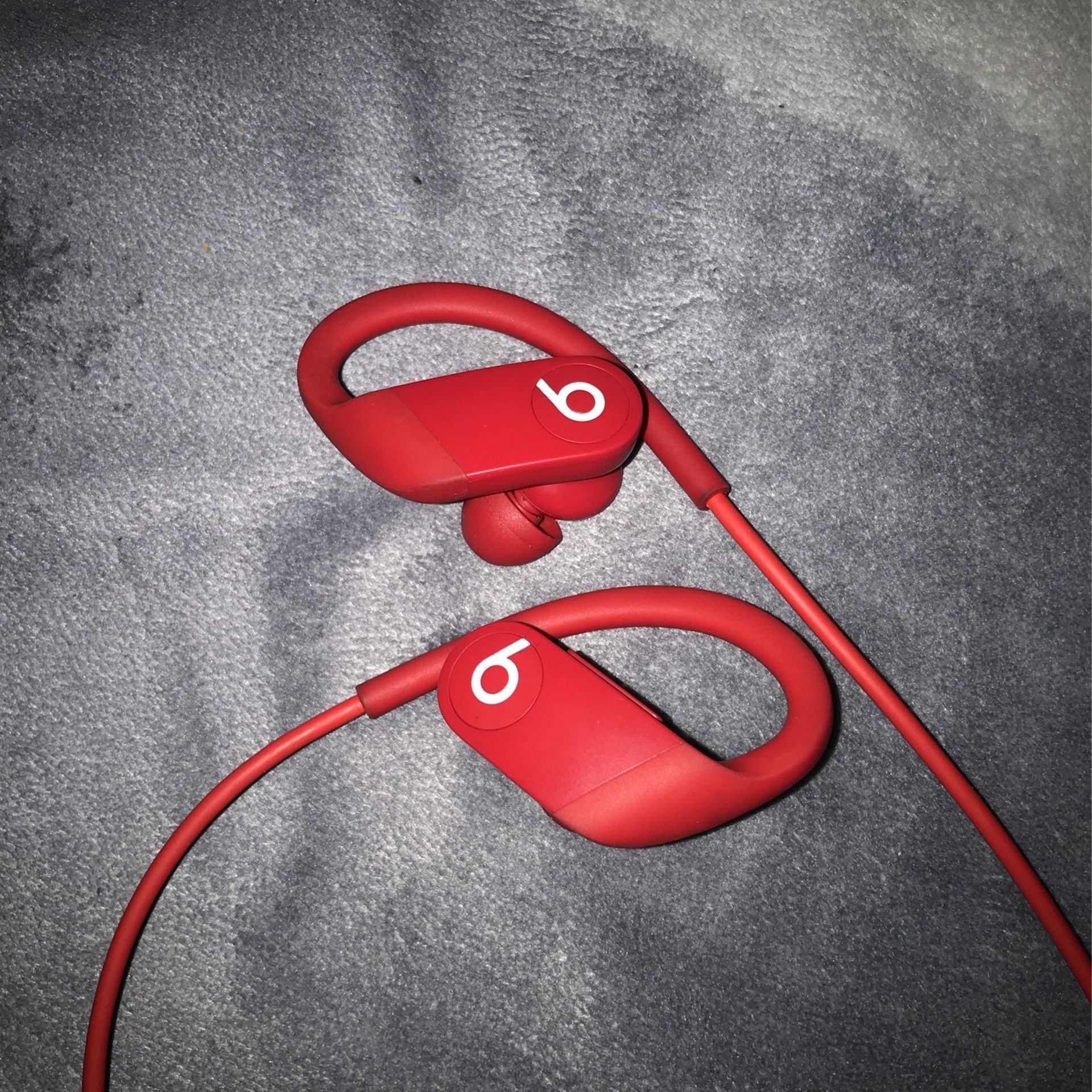 Apple PowerBeats High-Performance