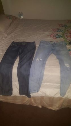 2 jeans 1 levies 1 guess size 5