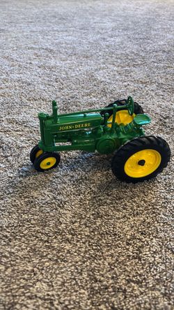 John Deere Die-Cast Toy Tractor