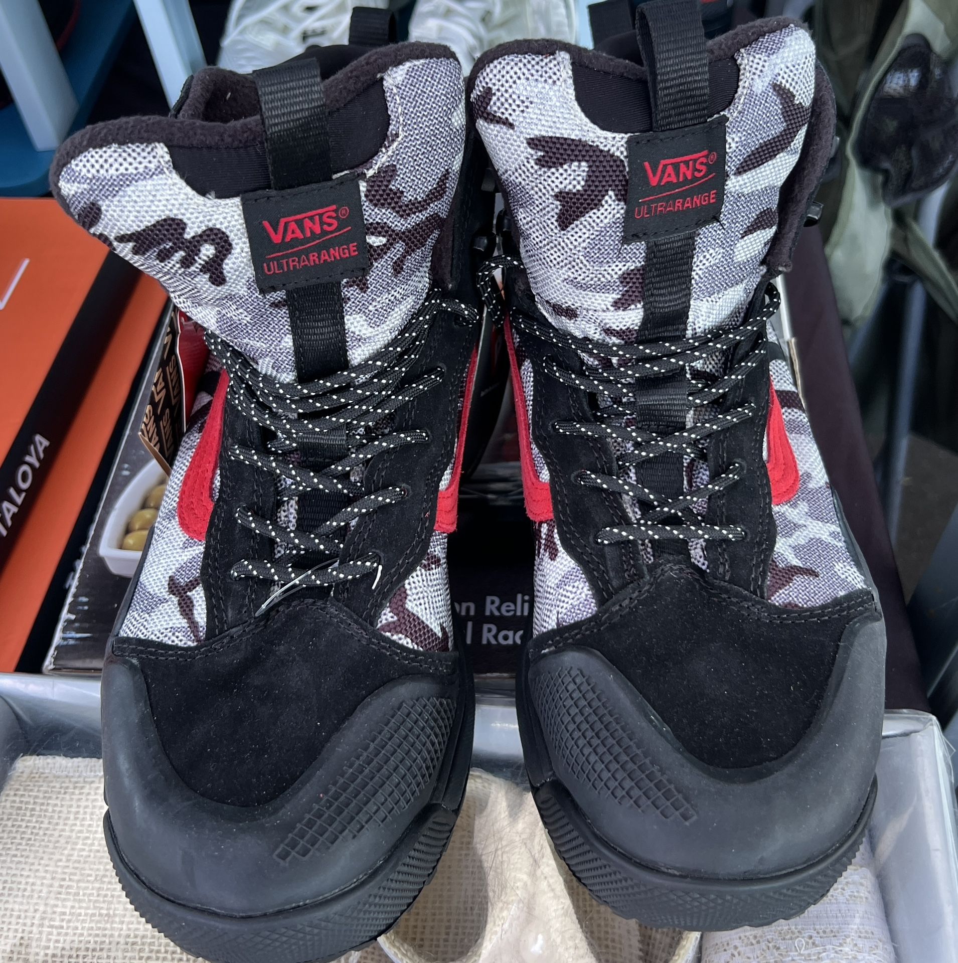 VANS UltraRange EXO Hi MTE-2 Artic Camo/BIk/Red 500383 Sz 10