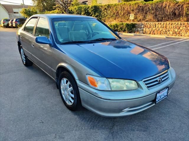 2001 Toyota Camry