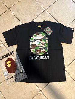 Men’s large bape shirt