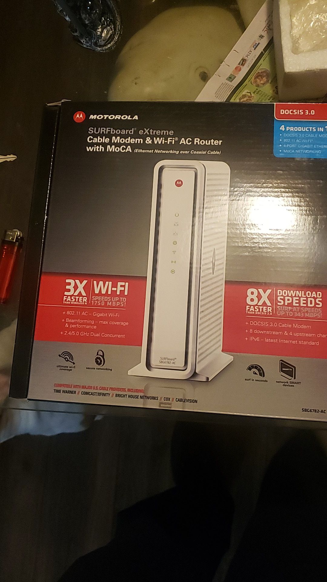 Motorola SURFBOARD extreme Cable Modem & Wifi AC Router with MoCa