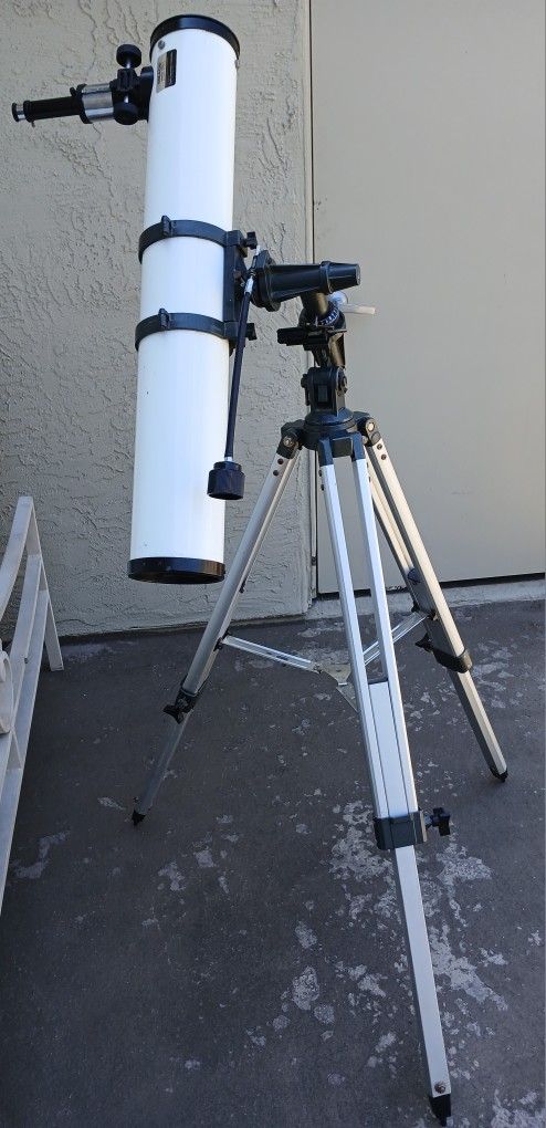 Meade 4501 Telescope