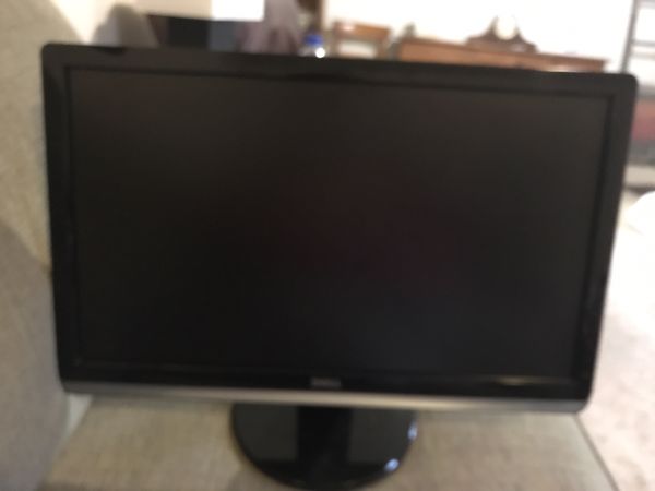 Dell Computer Screen For Desktop 20 Inches Across And 22 Diagnosed
