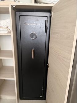 America. Security Gun/Rifle Safe Fire Proof