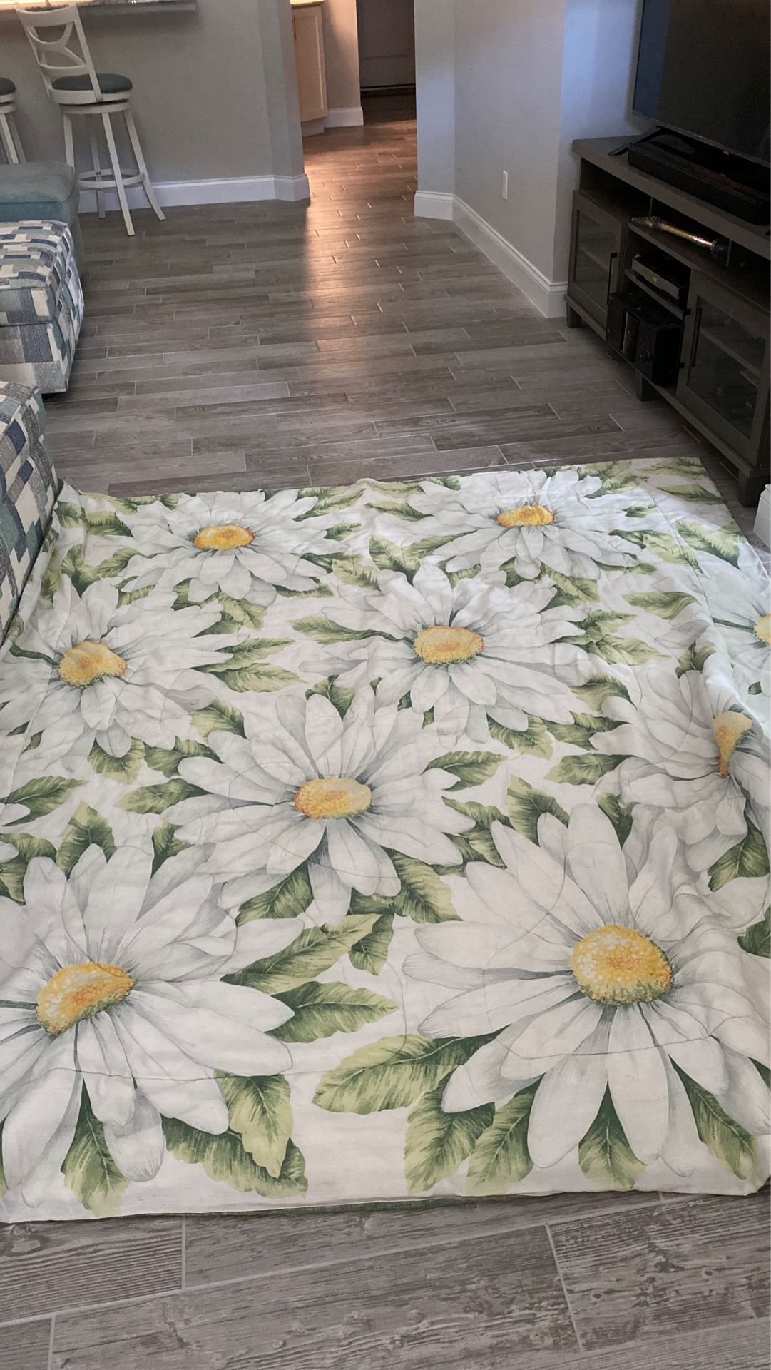 Large flower blanket