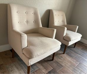 Accent chairs